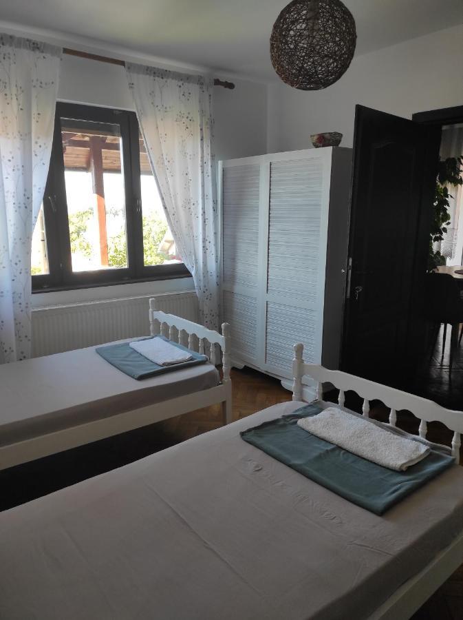 Hostelche Guest House Smederevo Esterno foto