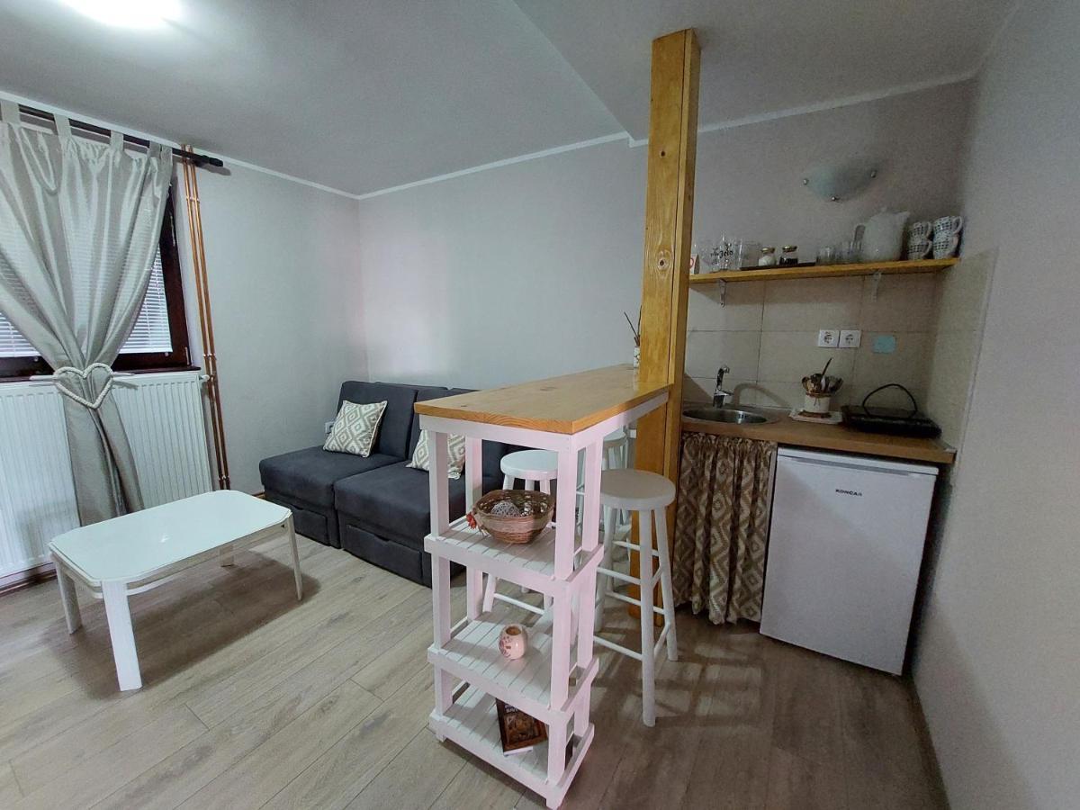 Hostelche Guest House Smederevo Esterno foto