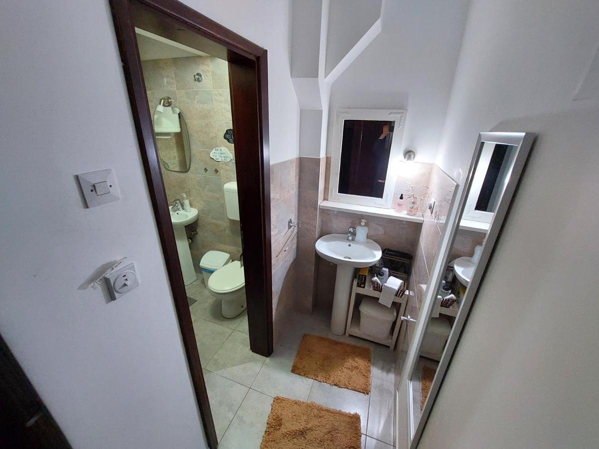 Hostelche Guest House Smederevo Esterno foto